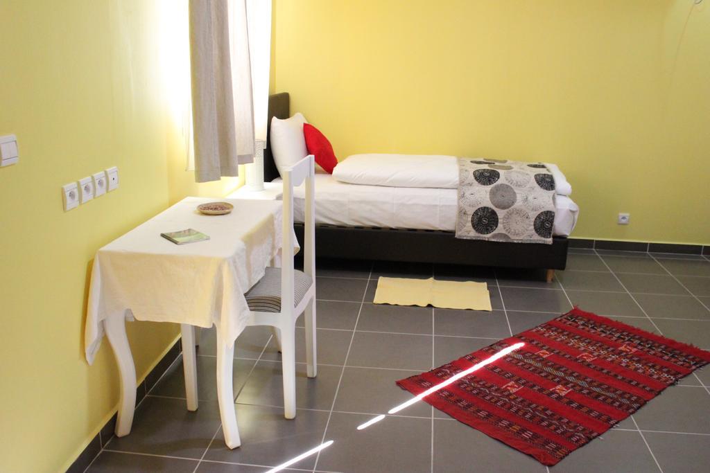 Hotel Tinit *
