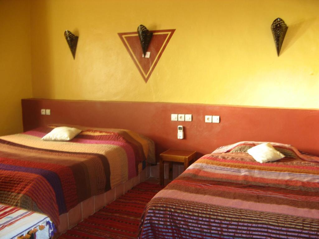 Tinit Hotel *